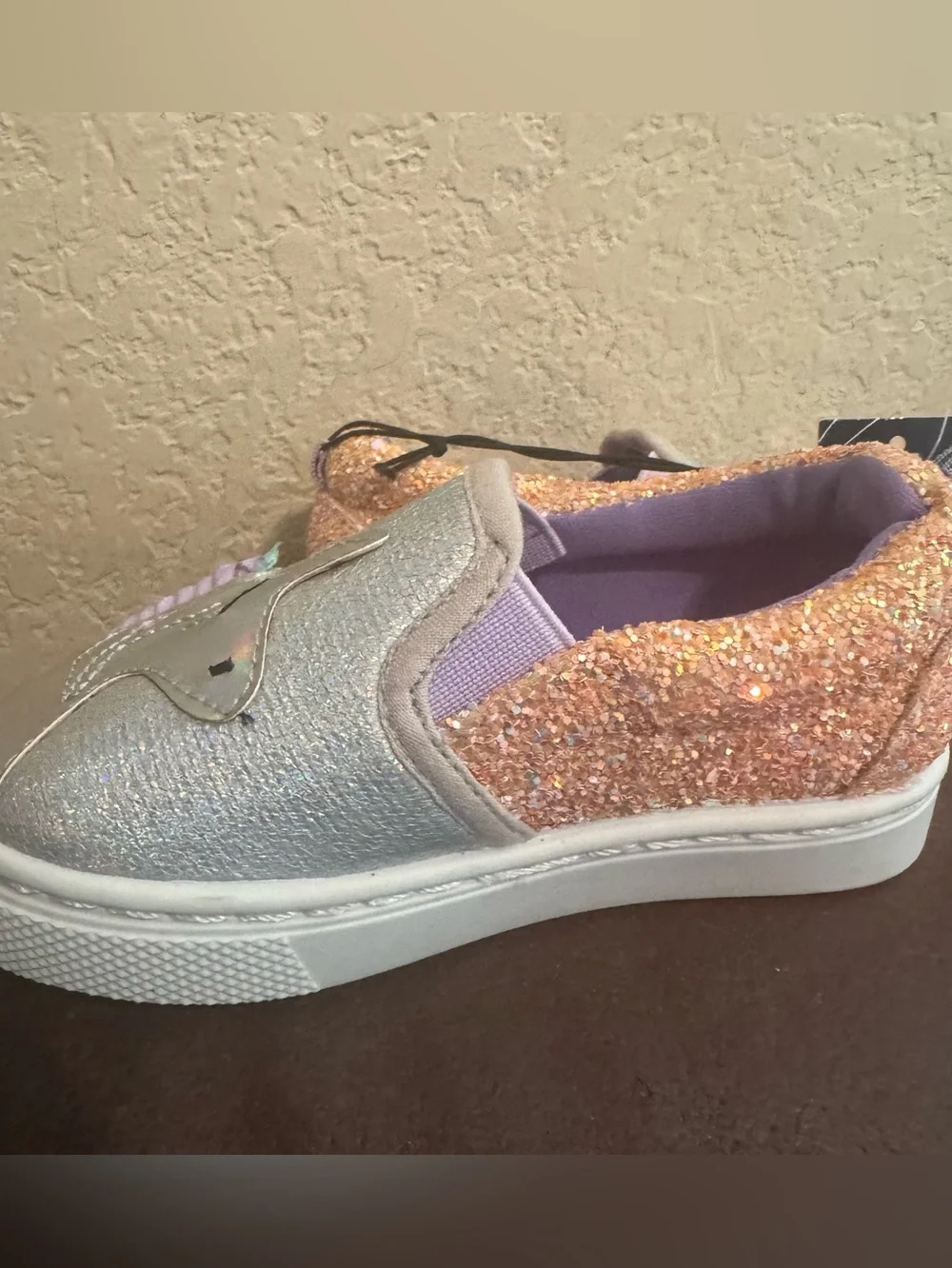 NWT K Kom Forme Unicorn Sneakers